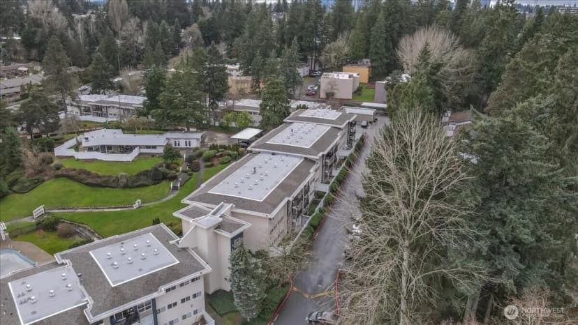 Property photo for 12631 Ne 9th Place #c305, Bellevue photo 27