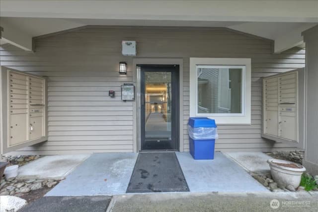 Property photo for 12631 Ne 9th Place #c305, Bellevue photo 4