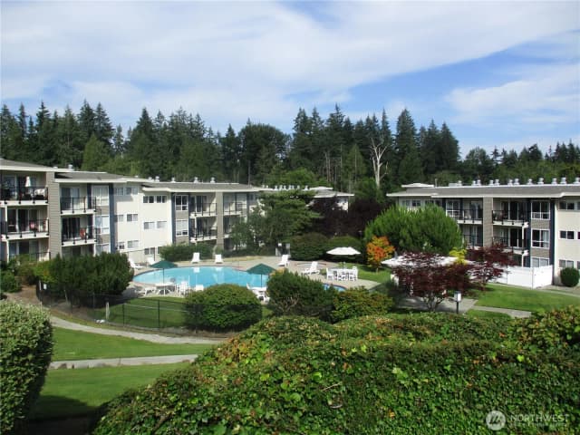 Property photo for 12631 Ne 9th Place #c305, Bellevue