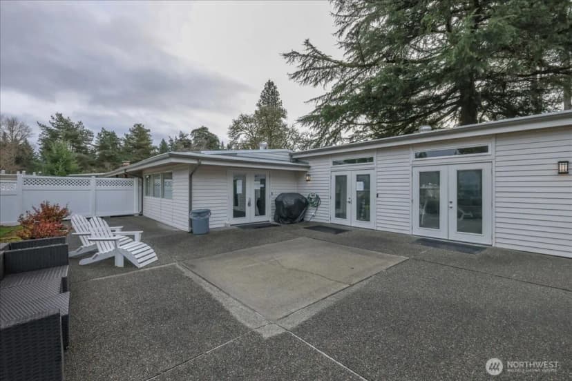 Property photo for 12631 Ne 9th Place #c305, Bellevue photo 28