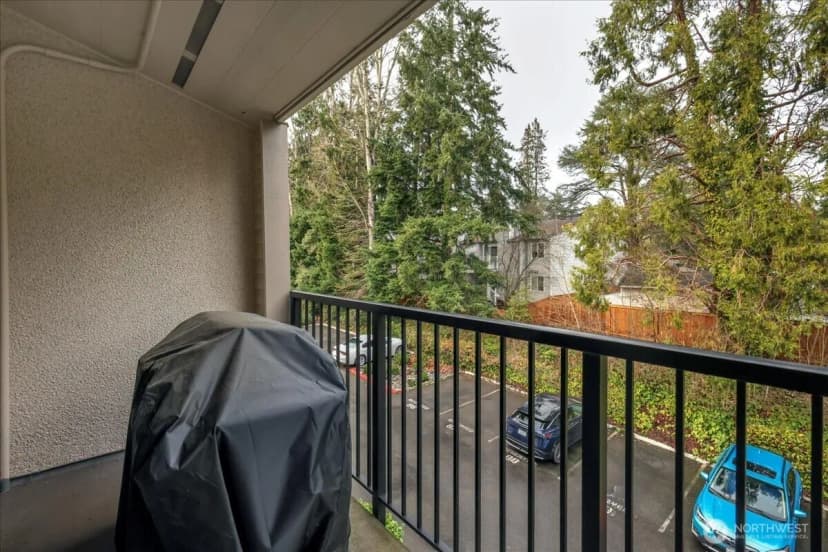 Property photo for 12631 Ne 9th Place #c305, Bellevue photo 19