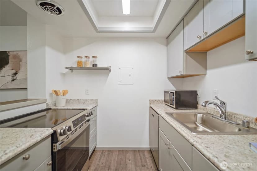 Property photo for 14650 Ne 32nd Street #a-11, Bellevue photo 13