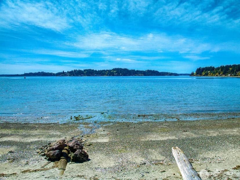 Property photo for 4552 Point White Drive Ne #a&b, Bainbridge Island photo 2