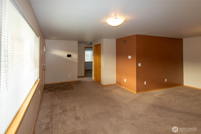 Property photo for 407 N 75th Avenue, Yakima photo 3