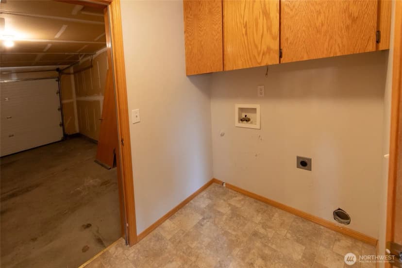 Property photo for 407 N 75th Avenue, Yakima photo 14