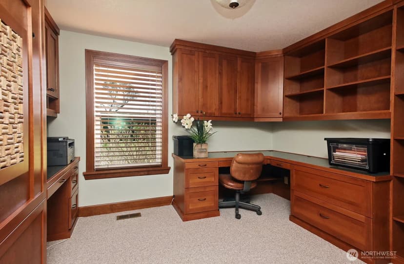 Property photo for 2471 Soundview Drive, Langley photo 18