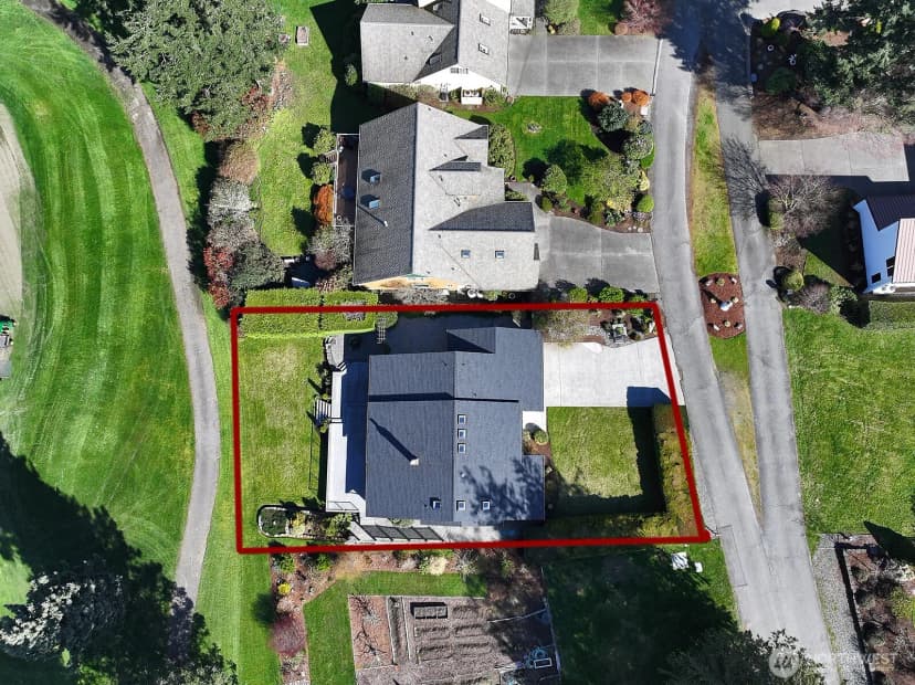 Property photo for 2471 Soundview Drive, Langley photo 32