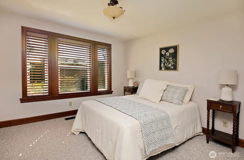 Property photo for 2471 Soundview Drive, Langley photo 19