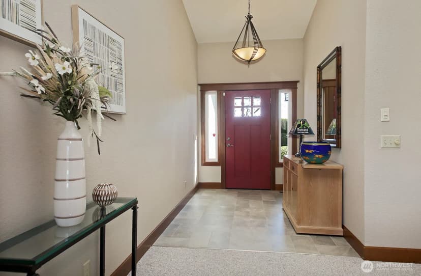 Property photo for 2471 Soundview Drive, Langley photo 11