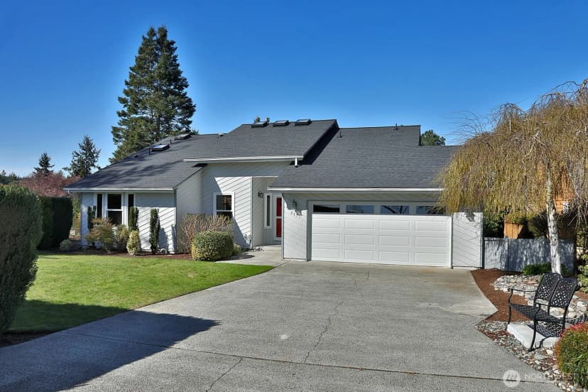 Property photo for 2471 Soundview Drive, Langley photo 22