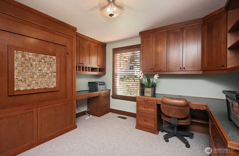 Property photo for 2471 Soundview Drive, Langley photo 17