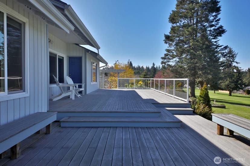 Property photo for 2471 Soundview Drive, Langley photo 28