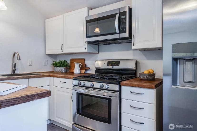 Property photo for 12406 2nd Place Sw, Seattle photo 12