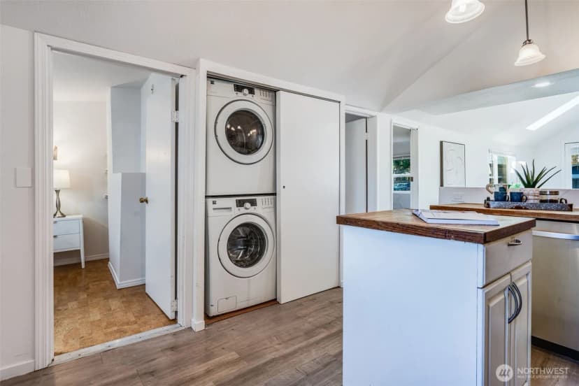 Property photo for 12406 2nd Place Sw, Seattle photo 15