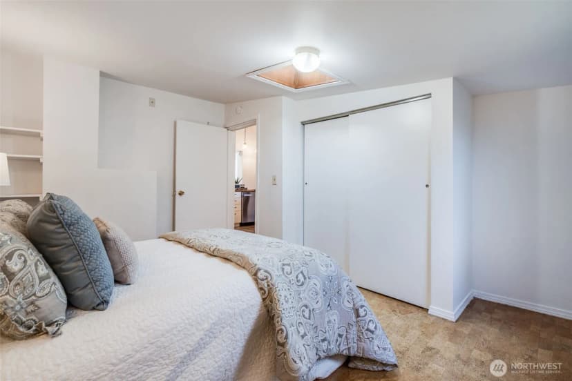 Property photo for 12406 2nd Place Sw, Seattle photo 17