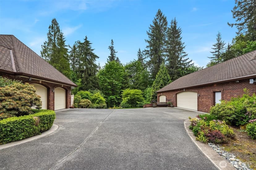 Property photo for 18212 244th Avenue Ne, Woodinville photo 8