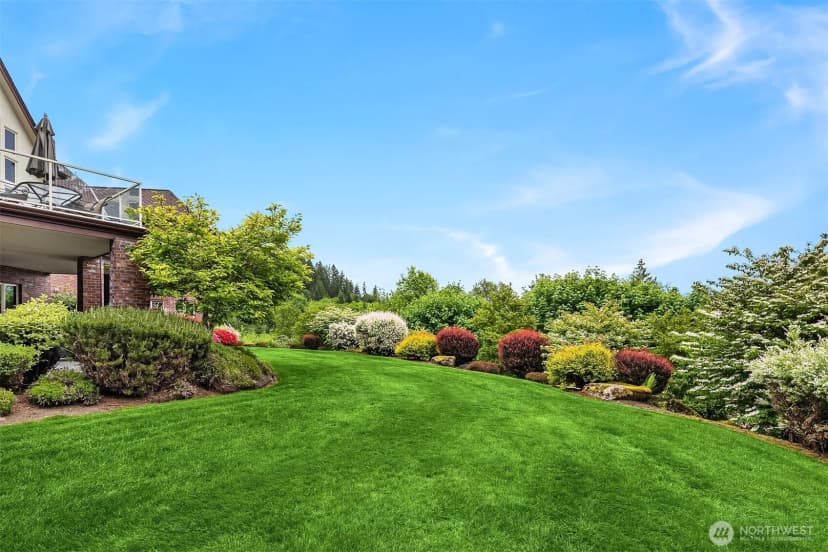 Property photo for 18212 244th Avenue Ne, Woodinville photo 9