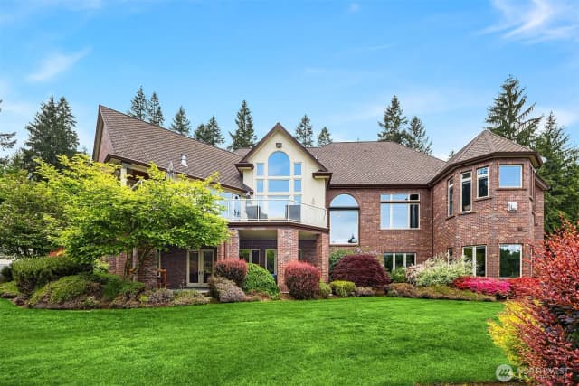 Property photo for 18212 244th Avenue Ne, Woodinville photo 5