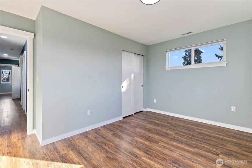 Property photo for 825 E 55th Street, Tacoma photo 23