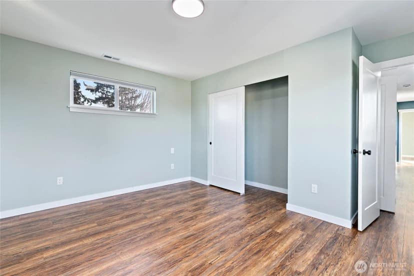 Property photo for 825 E 55th Street, Tacoma photo 18