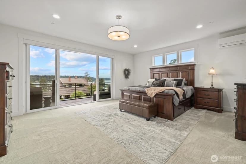 Property photo for 6921 55th Avenue S, Seattle photo 19