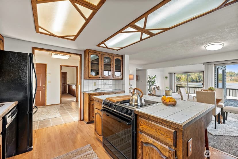 Property photo for 130 E Old Winery Road, Shelton photo 10