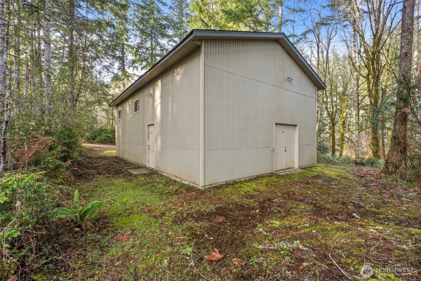Property photo for 130 E Old Winery Road, Shelton photo 36