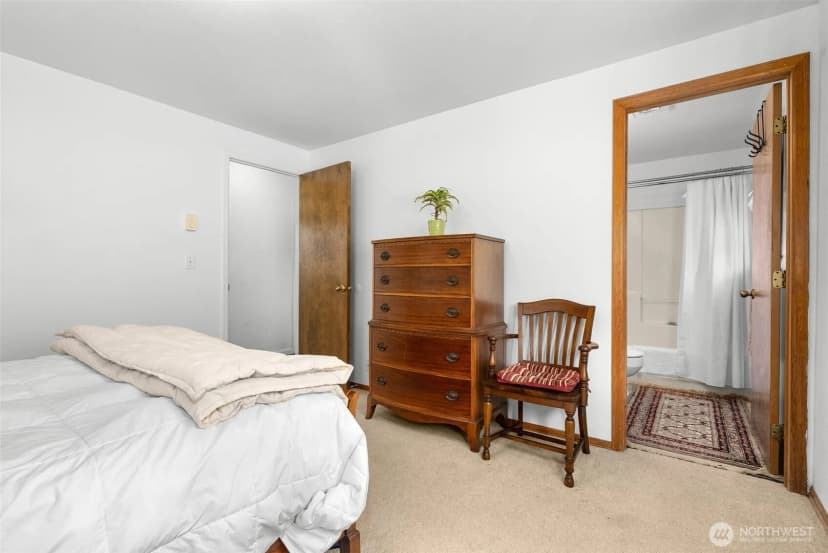 Property photo for 39017 Sherlind Drive Ne, Hansville photo 13