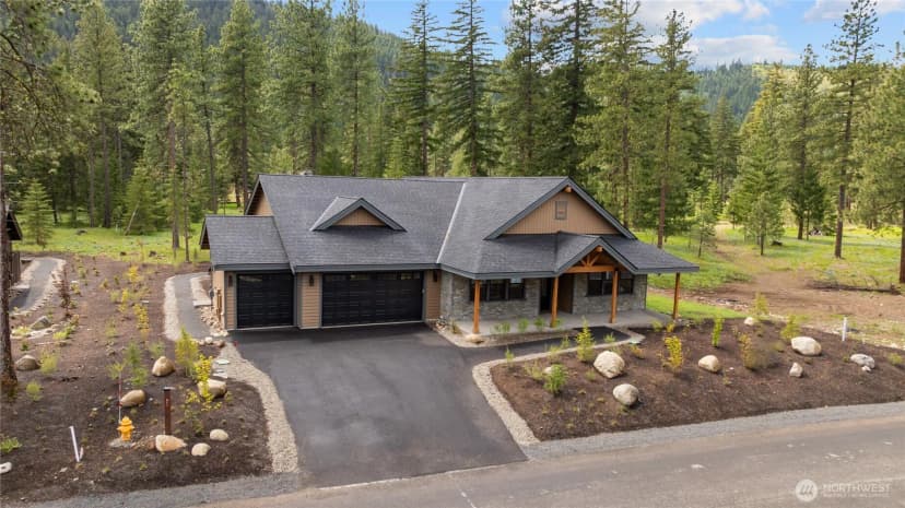 Property photo for 971 Domerie Park Loop, Cle Elum photo 2