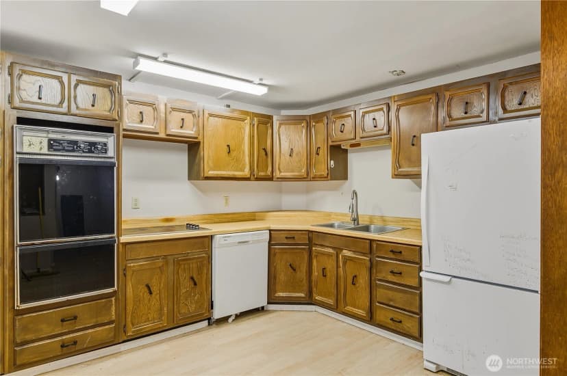 Property photo for 22827 Meridian Avenue S, Bothell photo 6