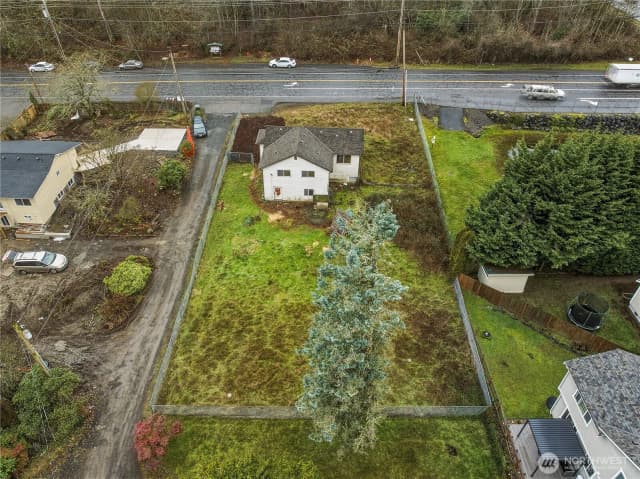 Property photo for 22827 Meridian Avenue S, Bothell photo 4