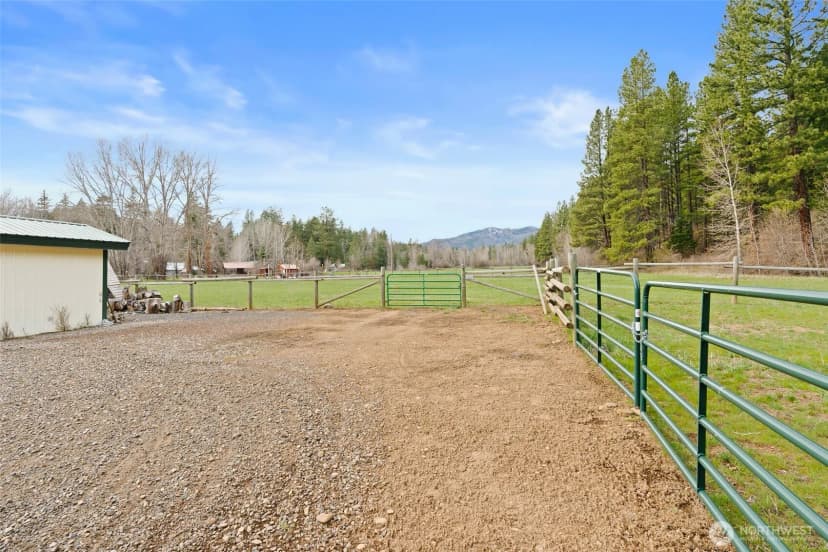 Property photo for 71 Middle Fork Lane, Cle Elum photo 30