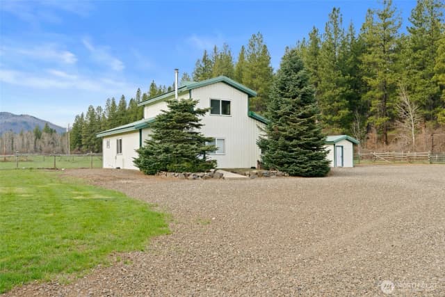 Property photo for 71 Middle Fork Lane, Cle Elum photo 2