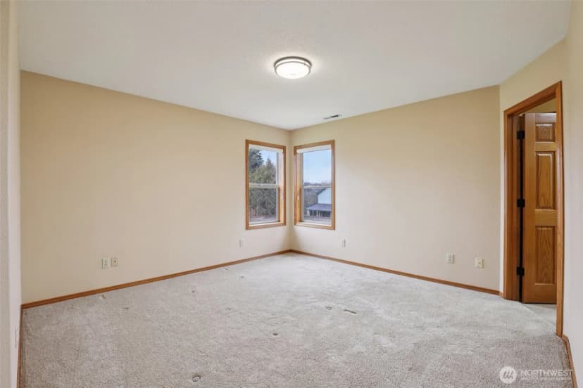 Property photo for 32303 Nw 18th Avenue, Ridgefield photo 28