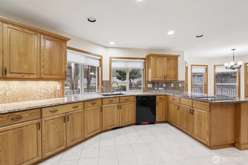Property photo for 32303 Nw 18th Avenue, Ridgefield photo 13
