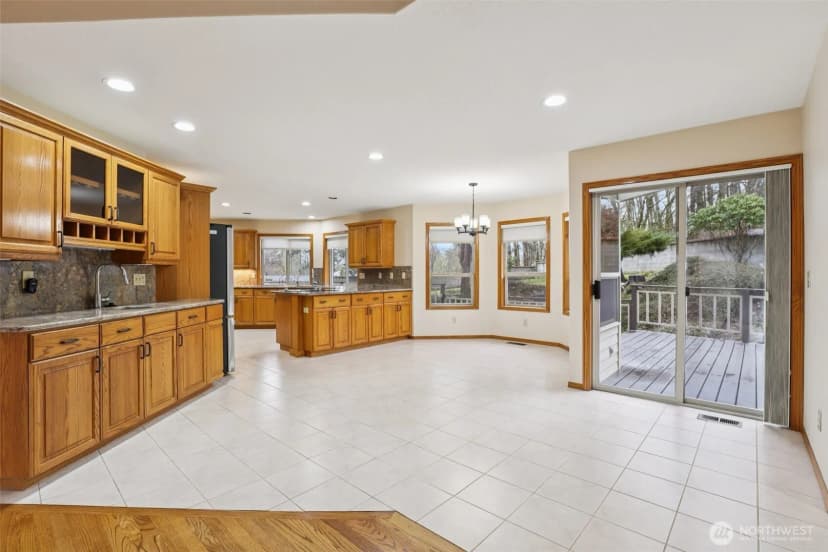 Property photo for 32303 Nw 18th Avenue, Ridgefield photo 10