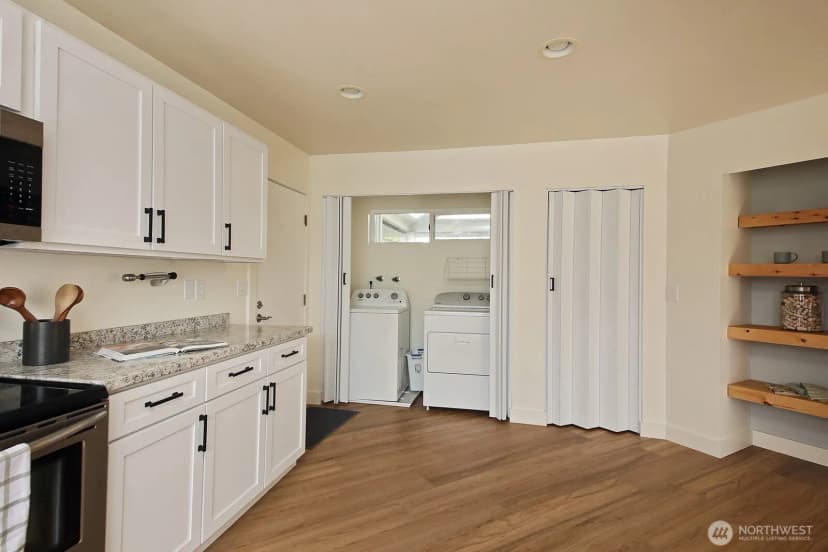 Property photo for 5663 Lenz Place, Langley photo 10
