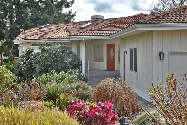 Property photo for 5663 Lenz Place, Langley