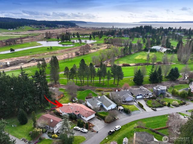 Property photo for 5663 Lenz Place, Langley photo 2