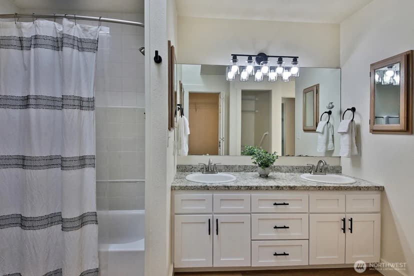 Property photo for 5663 Lenz Place, Langley photo 17