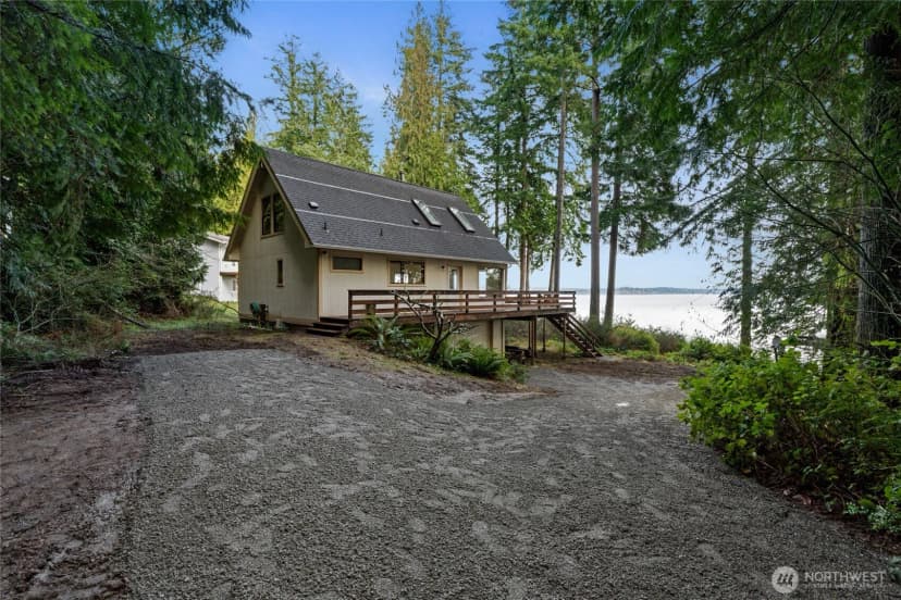 Property photo for 909 Lorenz Road Nw, Lakebay photo 6