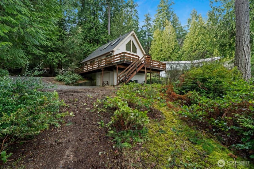 Property photo for 909 Lorenz Road Nw, Lakebay photo 7