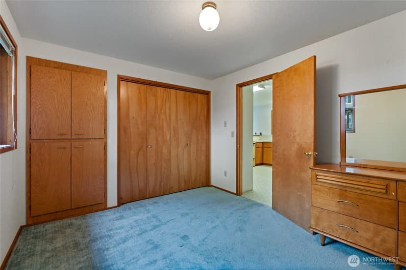 Property photo for 909 Lorenz Road Nw, Lakebay photo 14