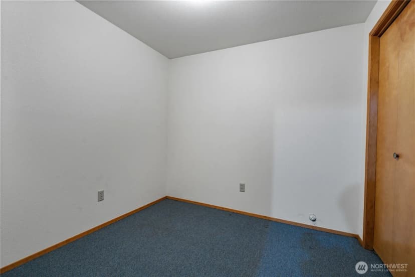 Property photo for 909 Lorenz Road Nw, Lakebay photo 21