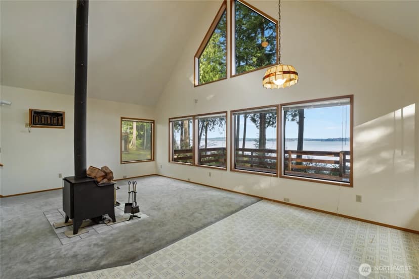Property photo for 909 Lorenz Road Nw, Lakebay photo 8
