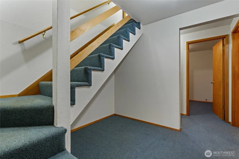 Property photo for 909 Lorenz Road Nw, Lakebay photo 20