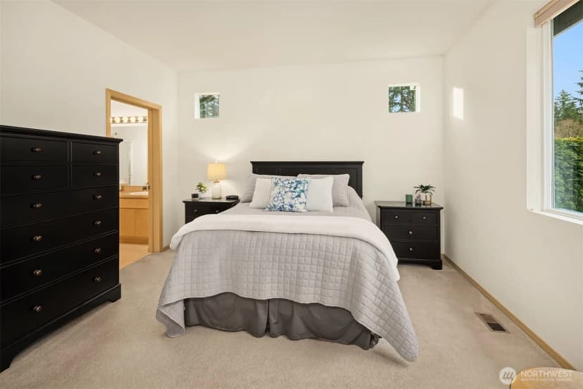 Property photo for 24232 Ne 130th Place, Redmond photo 13