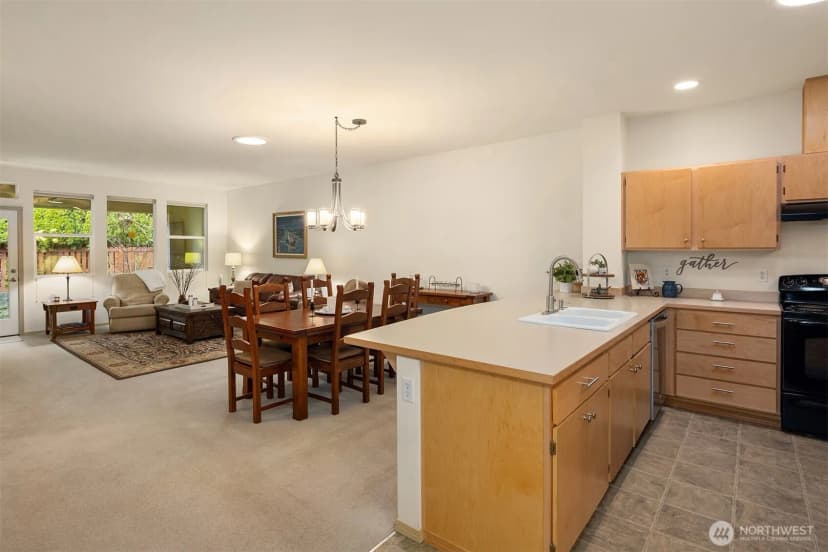 Property photo for 24232 Ne 130th Place, Redmond photo 6