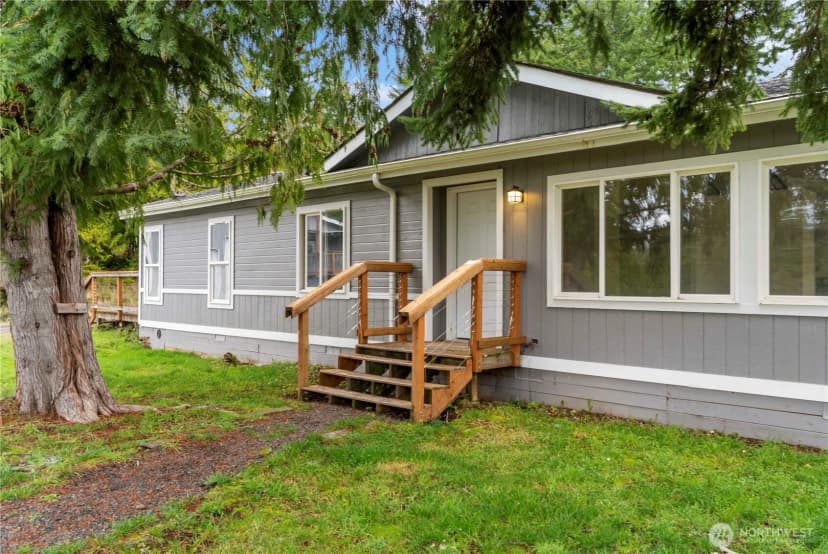 Property photo for 8646 Stavis Bay Rd Nw, Seabeck photo 3