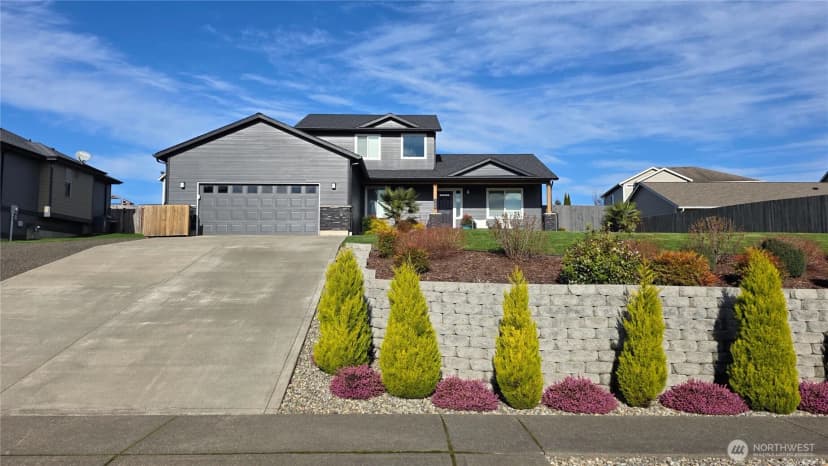 Property photo for 100 Meadow Loop, Montesano